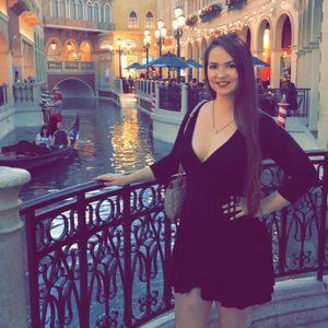 Meet your Posher, Christina